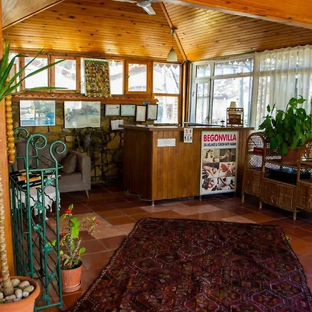 Begonville Guest house Side
