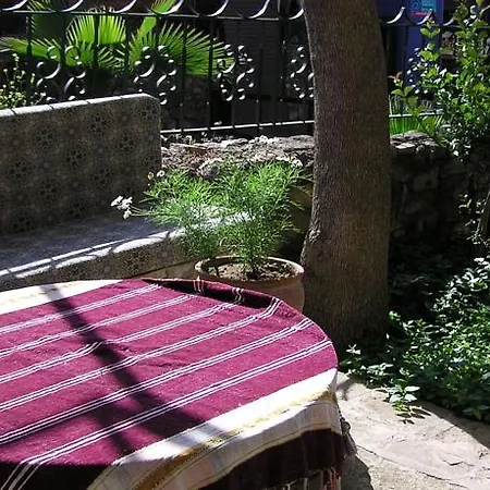 بيت ضيافة Begonville